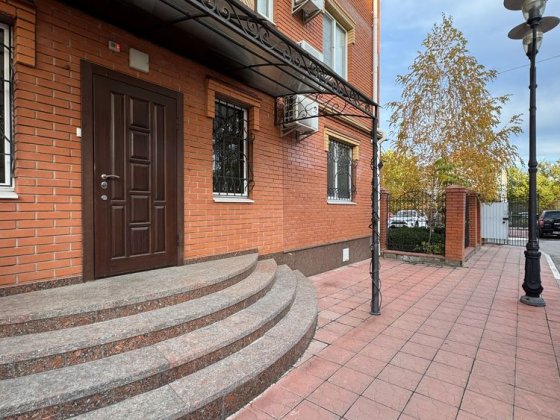 Продаж елітної квартири р-н Критого ринку Кропивницкий