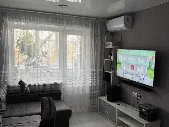 Продається 2-о кімнатна квартира  вул. ПАТРІОТИЧНА 3/5 Запоріжжя