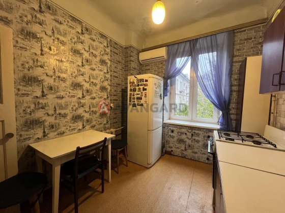 Продаж 2-кім квартири, вул. Незалежної України, Запорожье