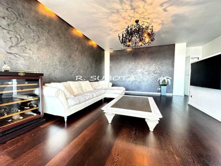 Продажа 5.к. ул. Бригадная (ЭКСКЛЮЗИВ, КЛЮЧИ) - фото 1