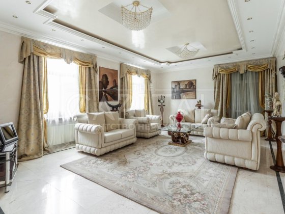 Продажа квартиры, ул. Орлика Пилипа, Печерск, Кловская Київ