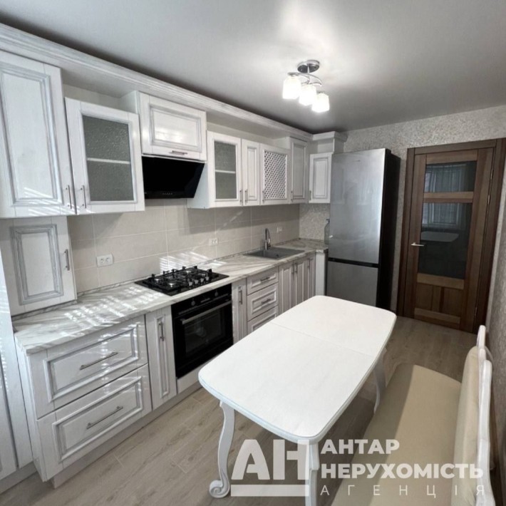 Продається 4-к квартира в Кропивницькому , р-н Центр - фото 1