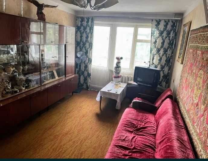 Продам 2-хком  на Польовій - фото 1