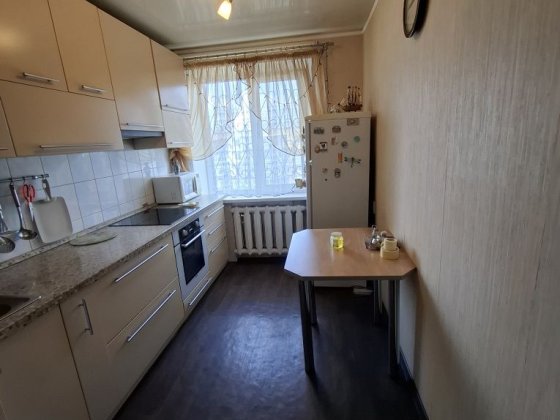 Продам 2 ком.кв. нач. ж/м.Солнечный. Днепр