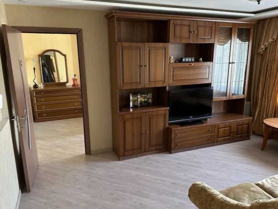 Продається 2-о кімнатна квартира вул. ЗАПОРІЗЬКА 6/9 Запоріжжя