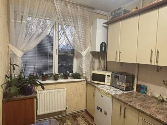 Продаж 3 кімнатної квартири 3/9 поверх , енергонезалежна Кропивницкий