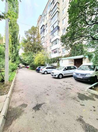 Продам 2-о кімнатну квартиру біля Дендропарку ( 19-та школа). - фото 1