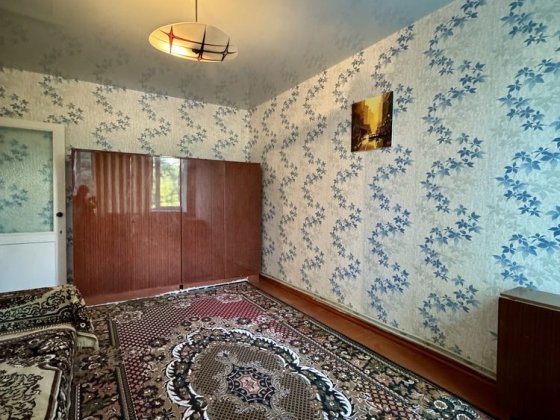 Трикімнатна квартира крупногабаритна ,автономне опалення Новомиколаївк Кропивницький