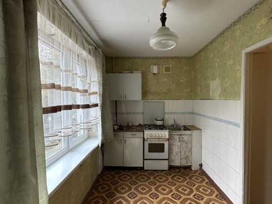 Велика 1к. 42м, на 2/9, гарна ціна. Запорожье