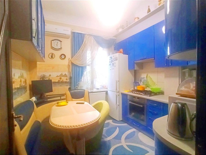 2к квартира на Ближньому Замості АГВ, Ремонт, велика лоджия! - фото 1