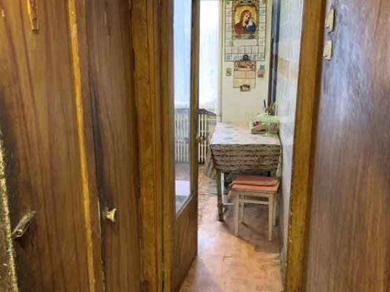 Продам трикімнатну квартиру, район Комарова. Кропивницький