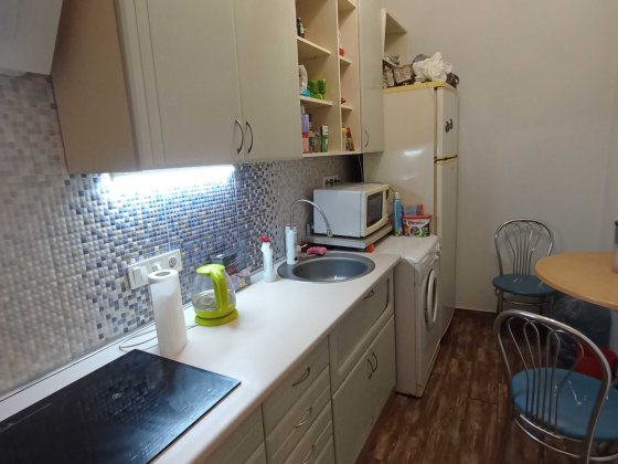 2 ком. з ремонтом та автономним опаленням по пр.Поля  Центр м.Дніпро Днепр