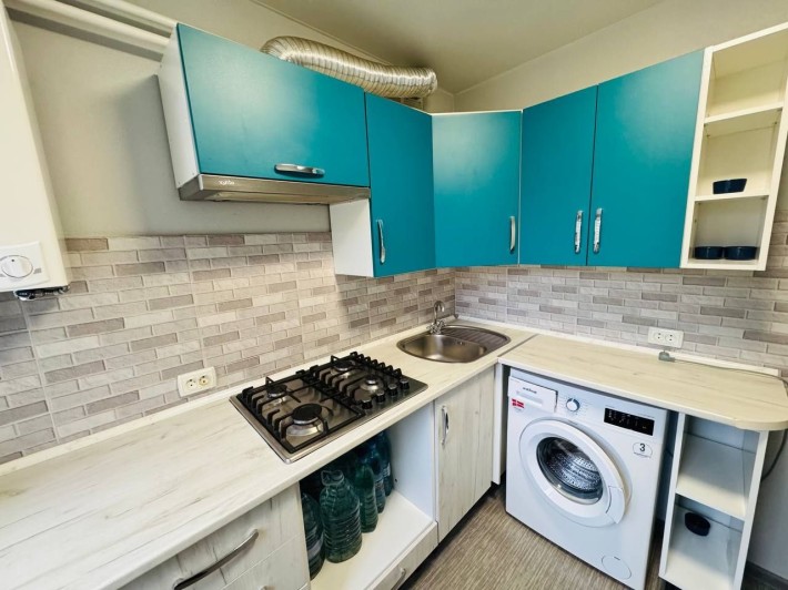 Продам 1 кімнатну квартиру з капітальним ремонтом пр. Слобожанський 70 - фото 1