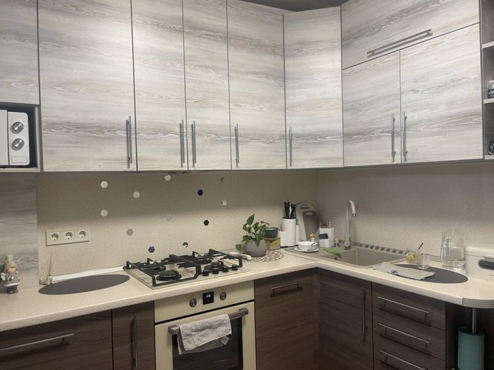 Продам 2х кімн кв Малікова - фото 1