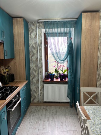 Продаж 3-х кім. квартири з АО, ремонт, меблі, техніка. - фото 1