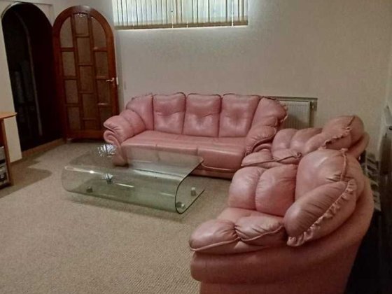 Продається квартира 200 м.кв .з ділянкою Винница