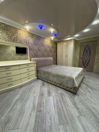 Продам 3х комнатную квартиру с паркоместом!!! - фото 1