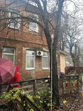 Срочно продам 2-х комнатную квартиру ! - фото 1