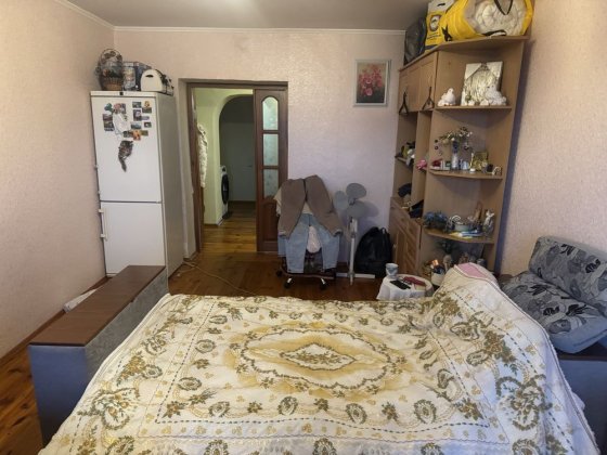 Здам велику/гарну кімнату,в Гостомелі/центр.Вільна.Облаштована. Гостомель