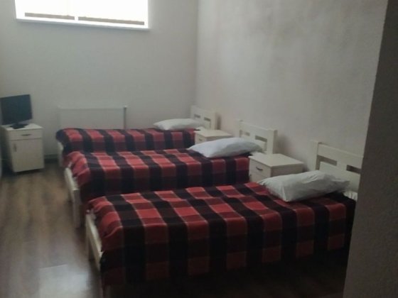 Оренда хостелу біля ЖД вокзалу Кам'янець-Подільський