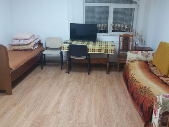 Три Кімнати на другому поверсі з ремонтом Стрий