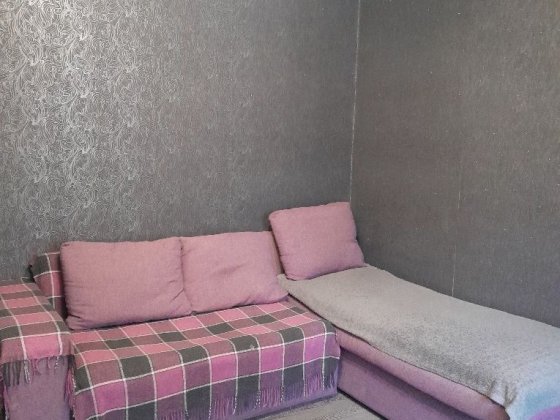 Здається кімната для однієї дівчини Умань