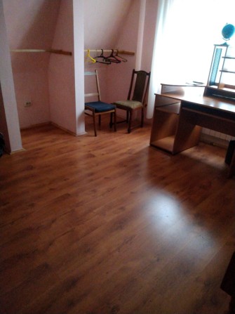 Здам кімнату з балконом у будинку район Купава - фото 1