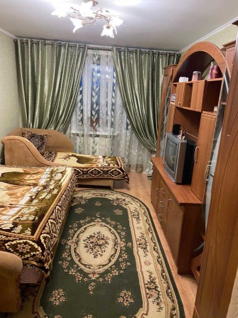 Оренда кімнати. Здам кімнату в оренду. Тільки дівчата. - фото 1