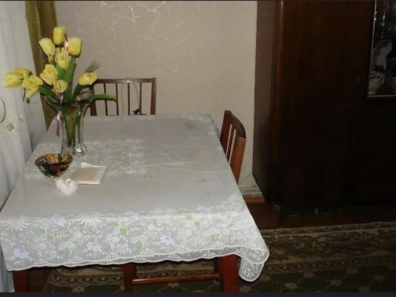 Сдается комната в дме без хозяев под ключ.Пишите в ватсап, вайбер. Суми