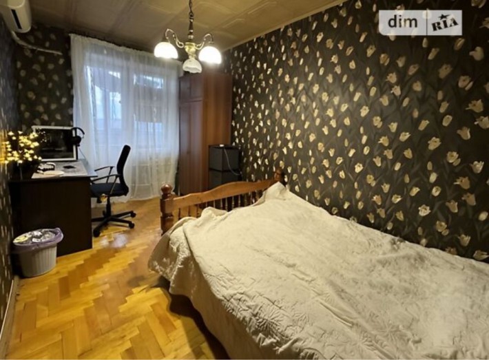 Оренда кімнати для хлопця на вул. Торговиця - фото 1