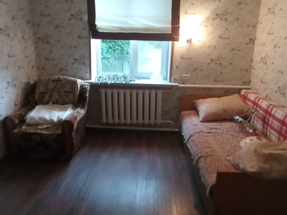 Оренда ліжко місця дівчині Ровно