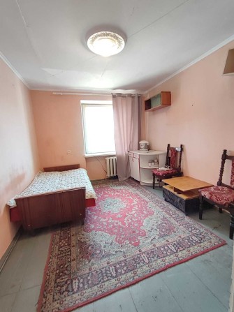 Оренда кімнати в гуртожитку на вул. Парковий проїзд, 10 (вул Комарова) - фото 1