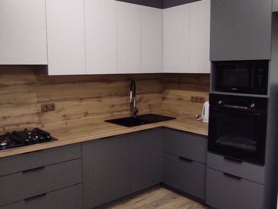 Терміново здається 1 км новобуд Рівненська, вільна, ключі! Чернівці