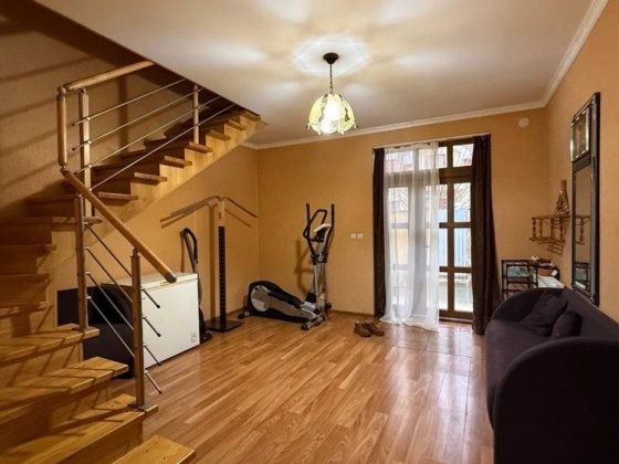 Оренда 4 кімнатного будинку