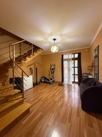 Оренда 4 кімнатного будинку - фото 1