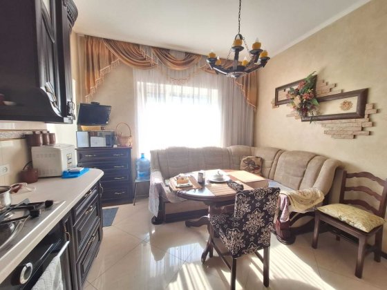 Оренда пів будинка 3 кімнати вул Монтажників Совськи пруди Киев