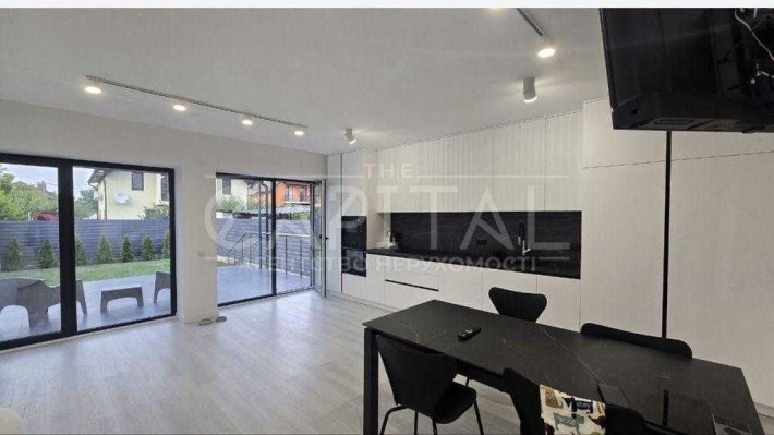 Оренда будинку / 260 м2/  Жуляни/ укриття/ генератор/ перша здача - фото 1