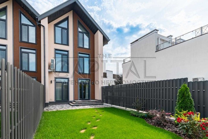 Елітний таунхаус VIP центр Києва  178 м2 автоновний оренда будинок - фото 1