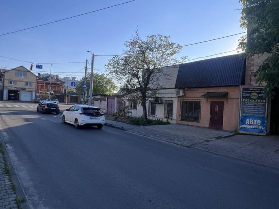 Сдам дом ,фасад,угол Щорса(Дорога Север/Юг) Одеса