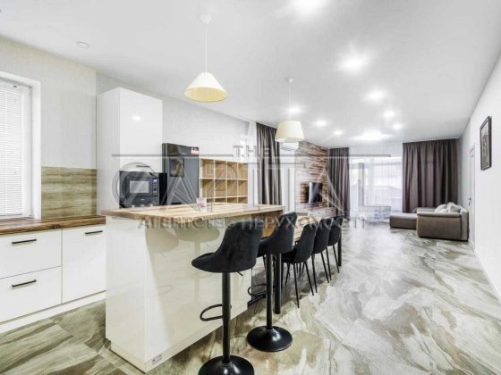 Оренда автономного 4 кім будинку/ Голосіївський район / генератор Киев