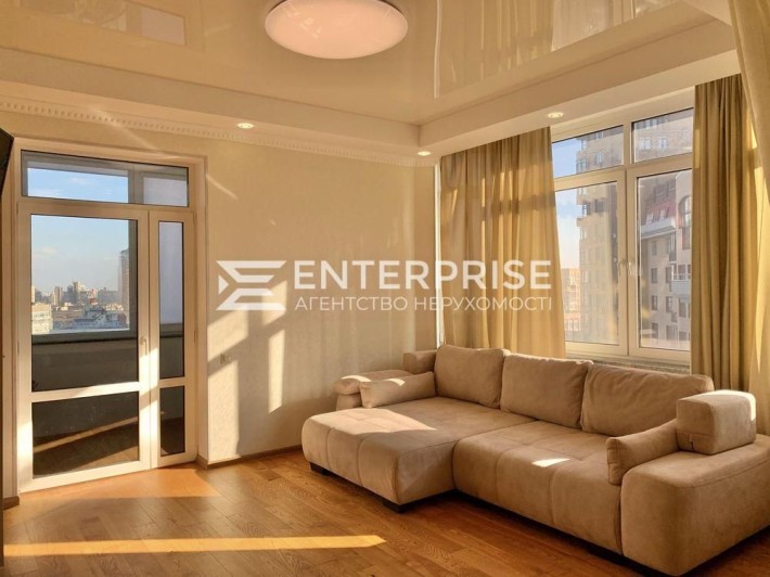 1к квартира ЖК Аристократ Печерськ паркінг подарунок- метро Печерська - фото 1