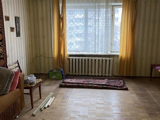 продам 2-кімнатну квартиру. Вул. Героїв Десантників Житомир