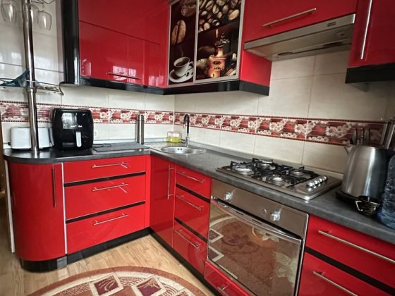 Продам 2 комнатную центр Житомир