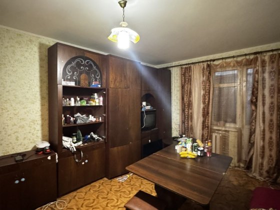 Продаж 1к Дніпровський Осипенківський район Зестафонська Запорожье