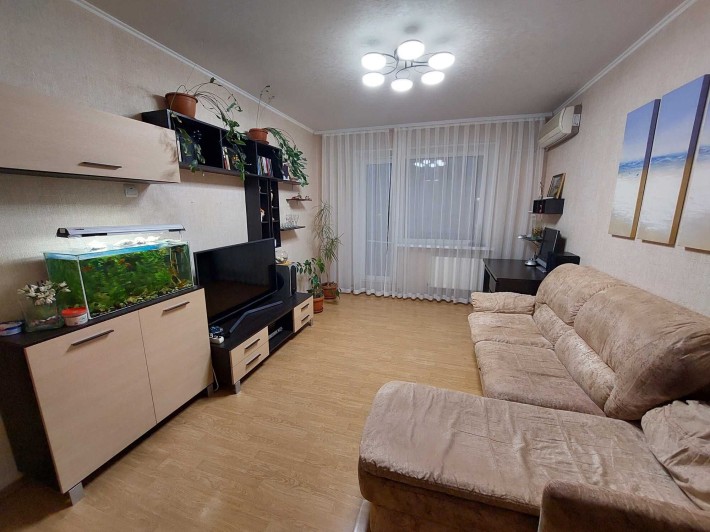 3 кімн.крупногабаритна кв.на Незалежності(Попова) - фото 1