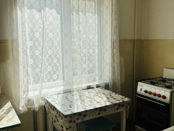 Продам 1 комнатную квартиру парк Гагарина