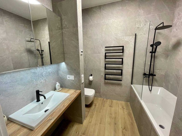 Продам квартиру новострой центр - фото 1