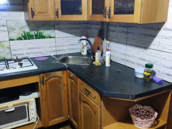 Продам 2-к квартиру, Александровский р-н, ул. Школьная