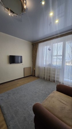 Продам 1 комнатную квартиру. Проспект Косиора. - фото 1