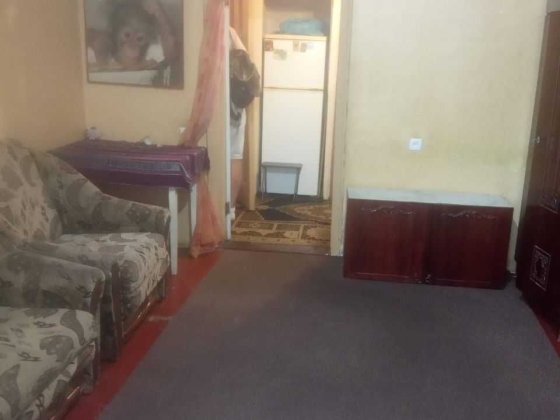 Продається 2 кімнати в  3х кімнатній квартирі Днепр